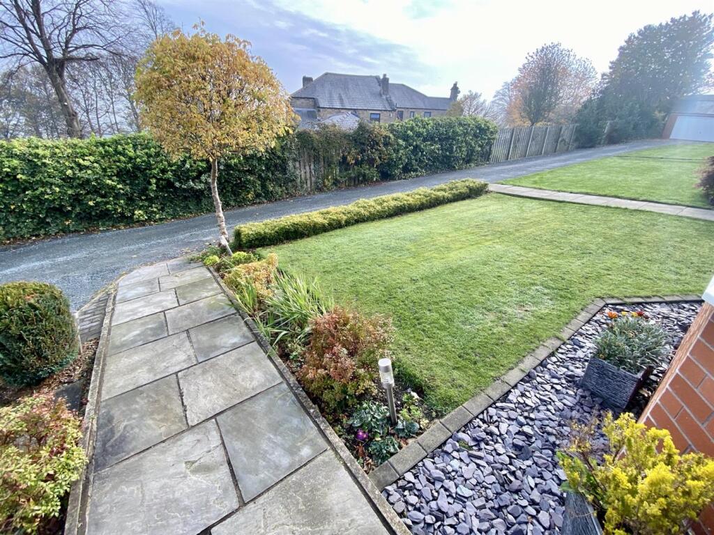 Bramleys Estate Agents - Whitley Road - Mirfield (