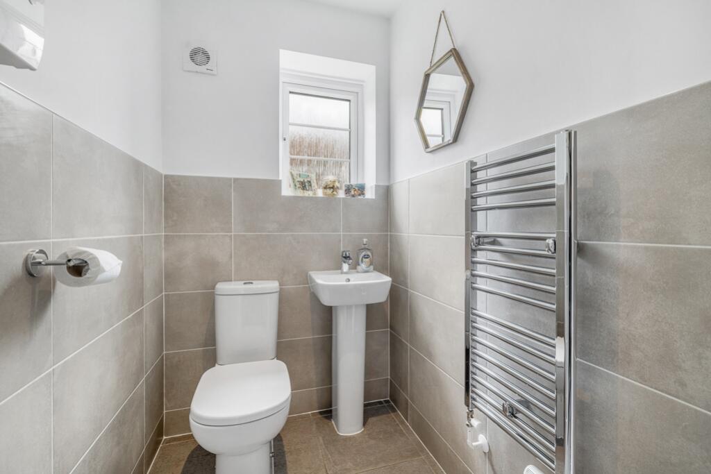 23 Top Farm Avenue (Navenby)-23