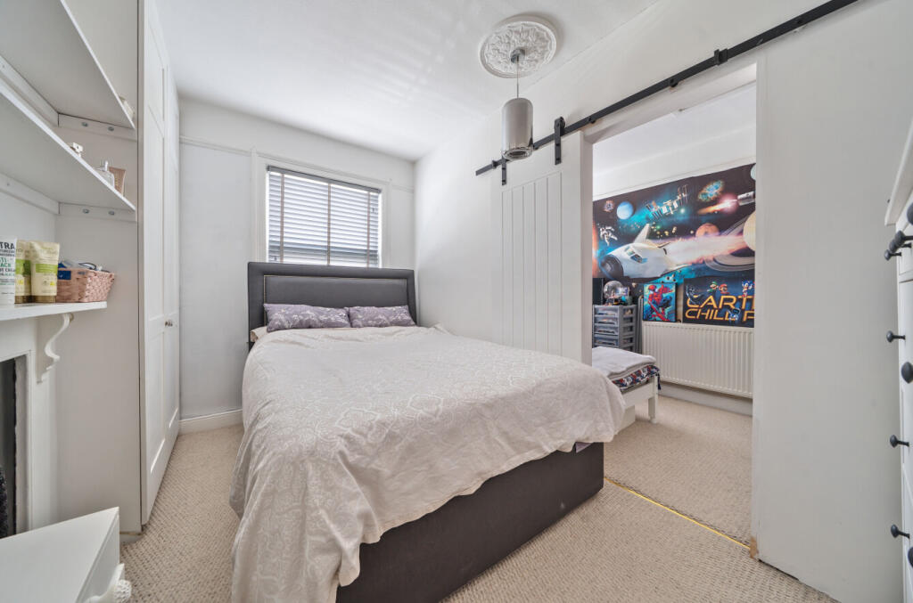 1317760-23-685edc...