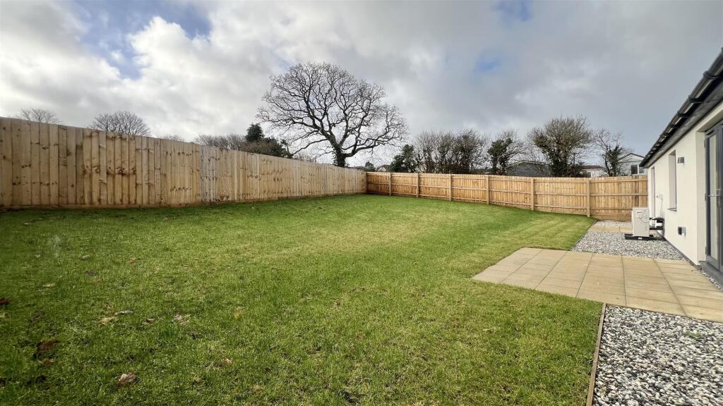 Large Rear Garden