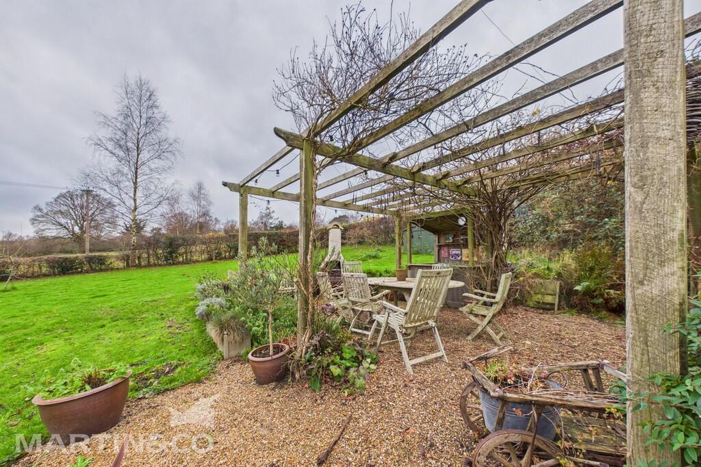 CAM01953G0-PR0140...