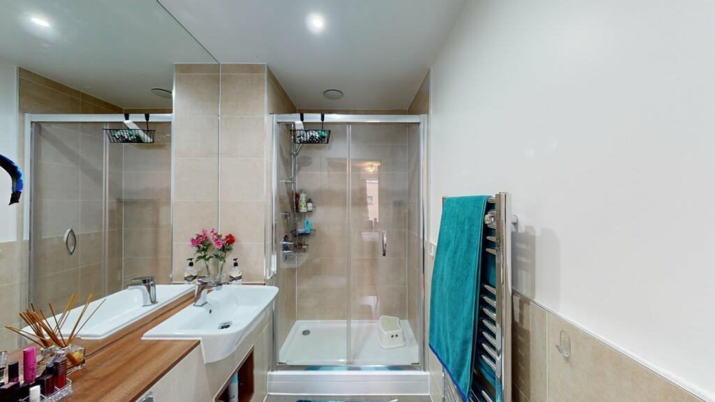 12070_27858525_IM...