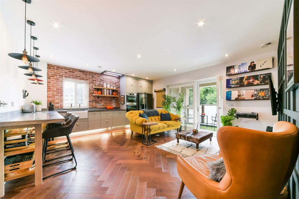 Gorgeous Open Plan Kitchen/Reception Room
