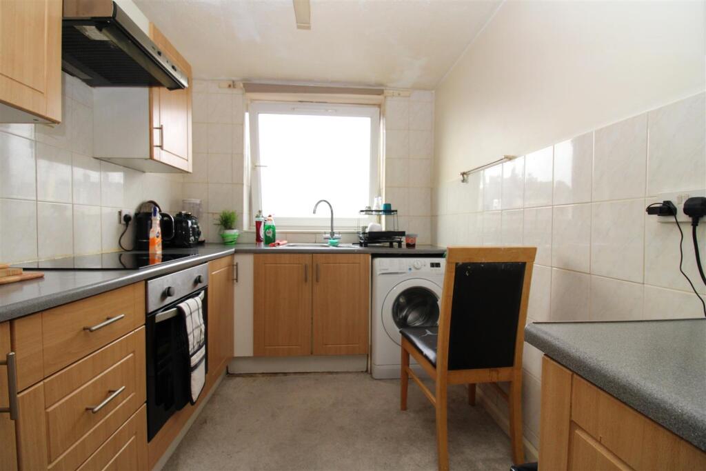 Kitchen.JPG