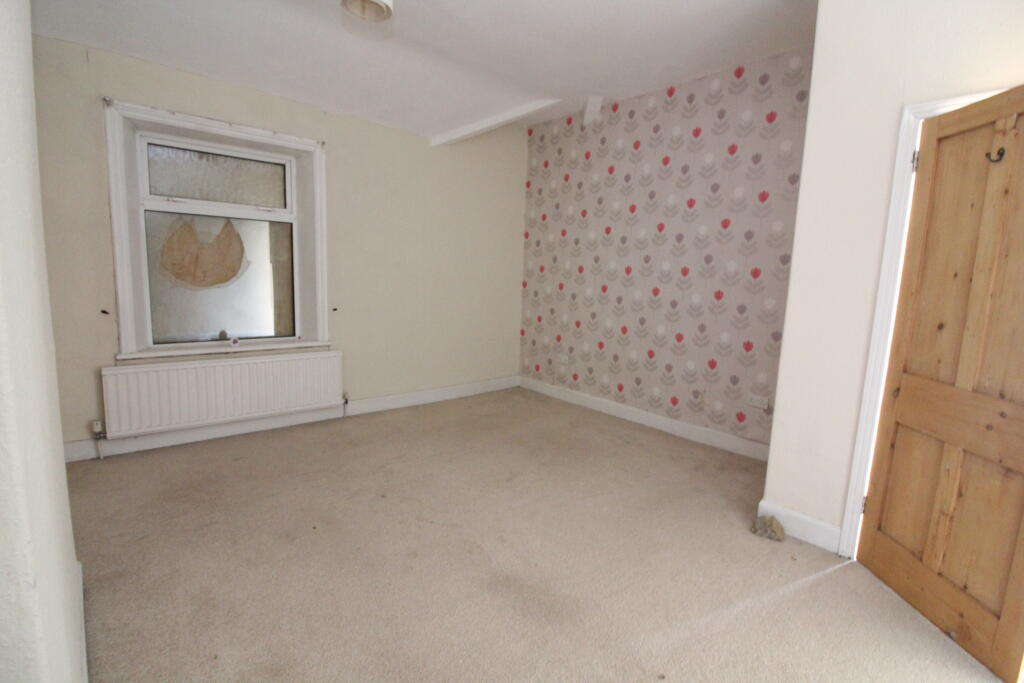 Bedroom 2 T202507251439.jpg