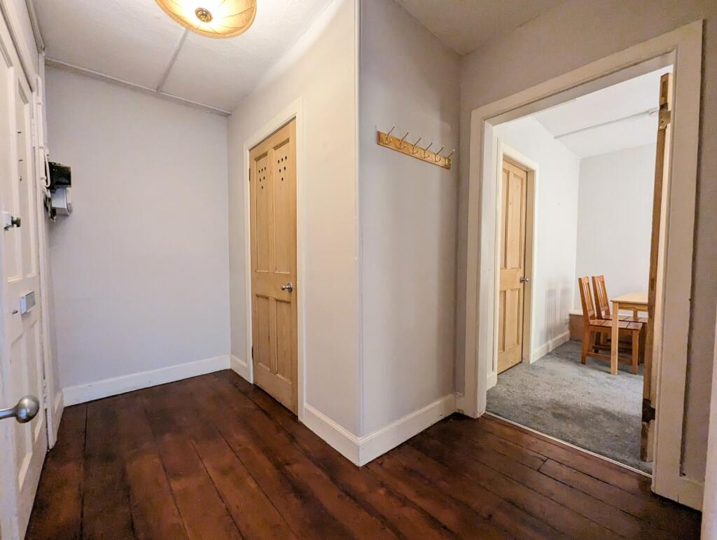 Hall_2