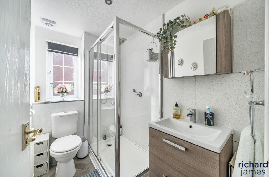 9e52f30bdf7b4690a06f6085fe767bd6