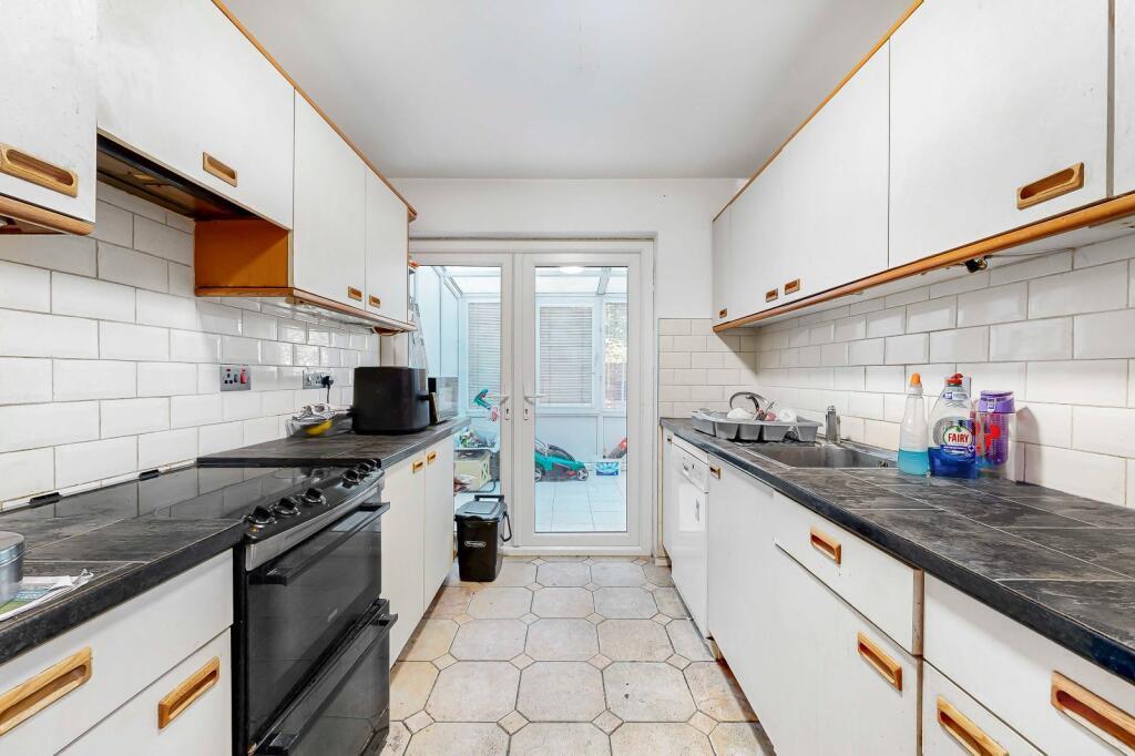 Davidson Frost-Wellings, DFW, September Way, Stanm