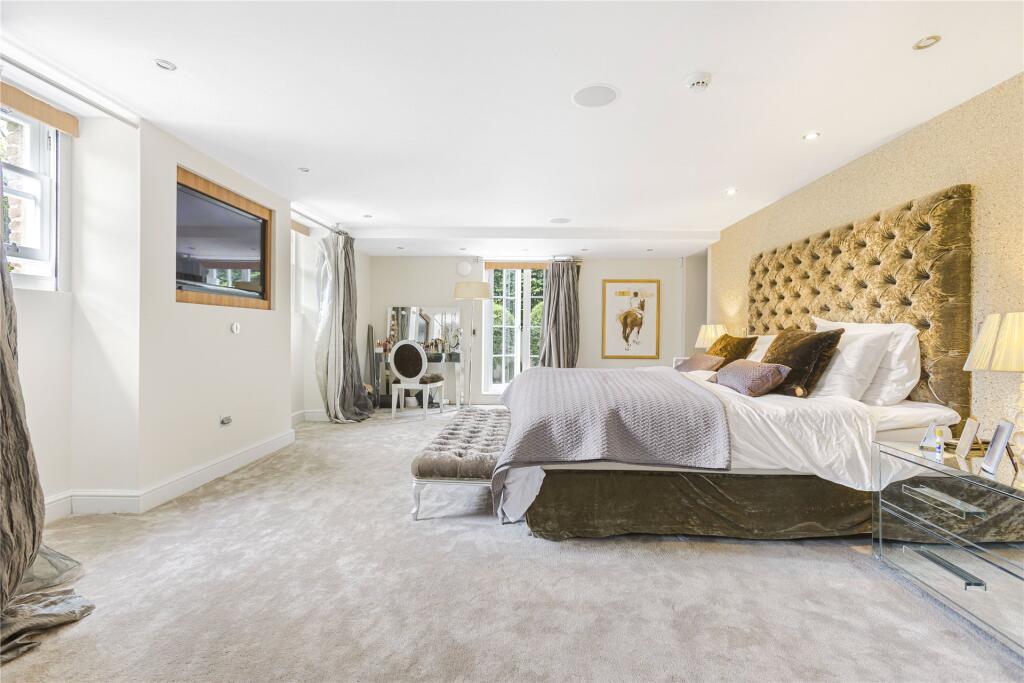 Principal Bedroom