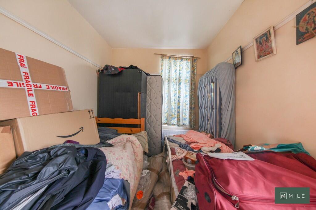 2 Cecil Road - 9P...