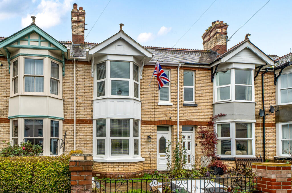 1386385-5-692d9ad...