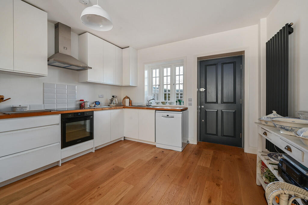 4A WEST CROSS - T...