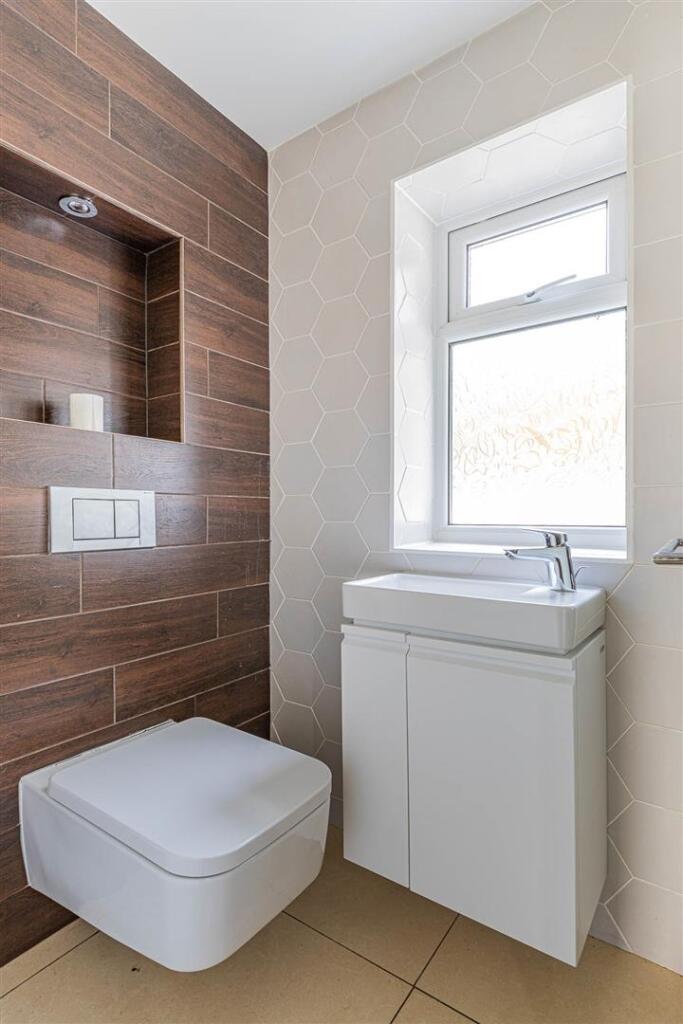 Bronwydd Close 6-10.jpg