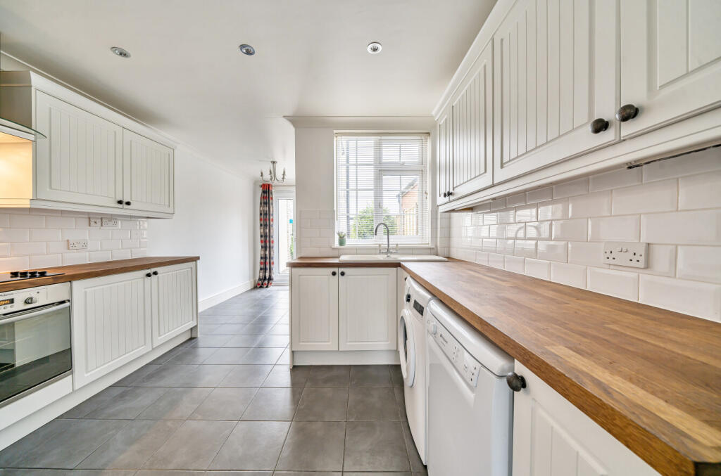 1303320-15-684167...