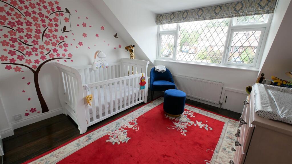 BEDROOM 2