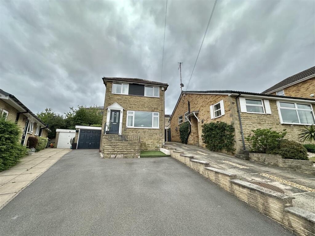 Bramleys Estate Agents - Park Avenue - Liversedge 