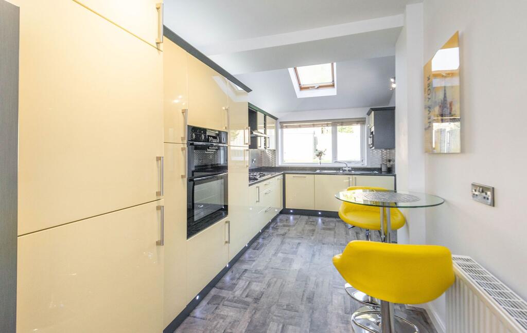 KITCHEN, LIVING ROOM AND DINING ROOM