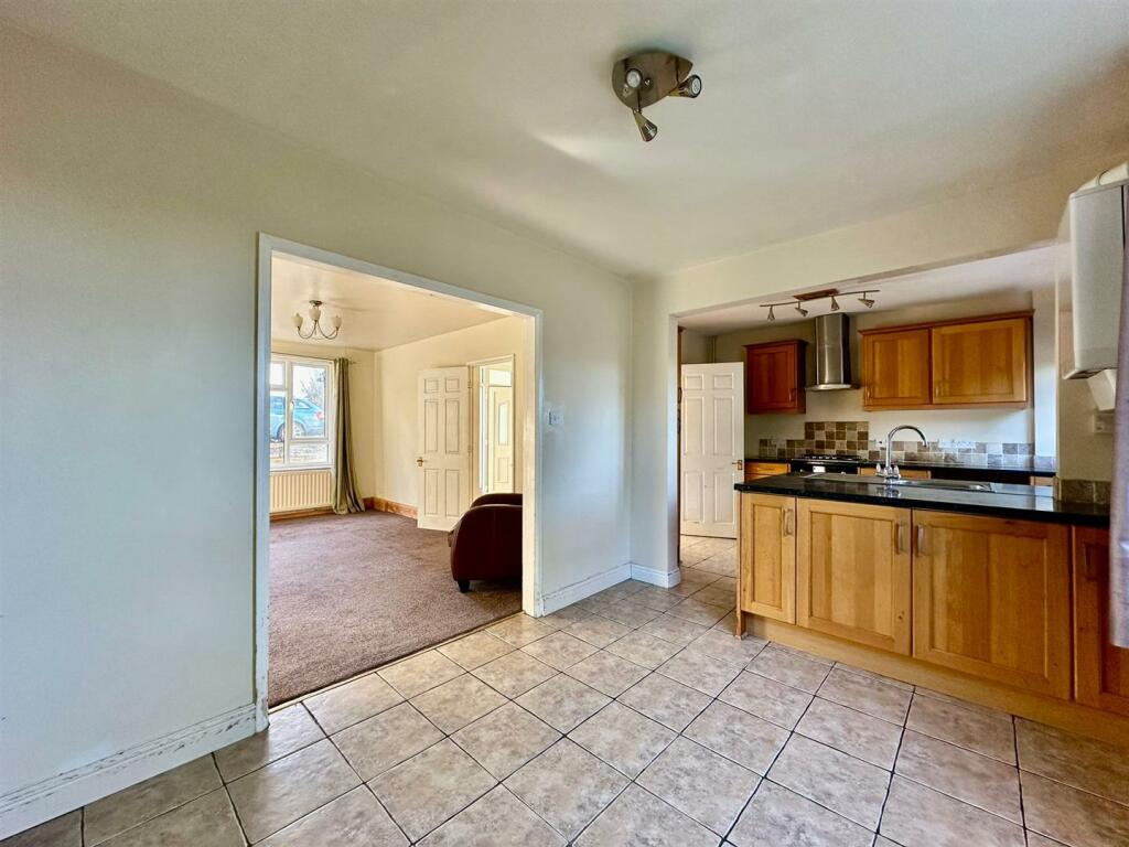 WhatsApp Image 2024-11-20 at 14.51.34_2cbd00f7.jpg