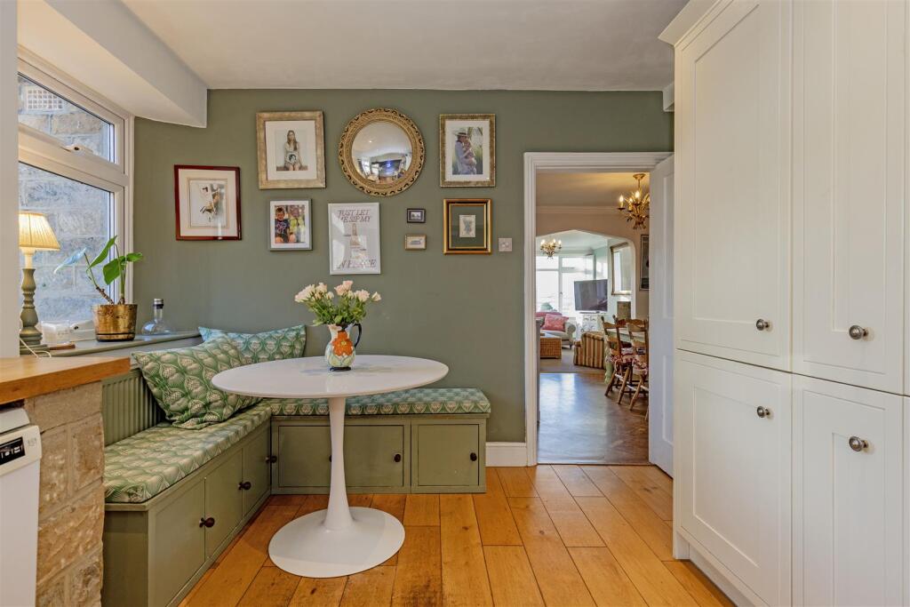 Kitchen-2.jpg