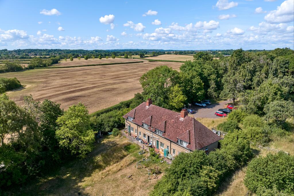 1-4 Greenlands Cottages, Ashorne, Warwick CV35 9AB