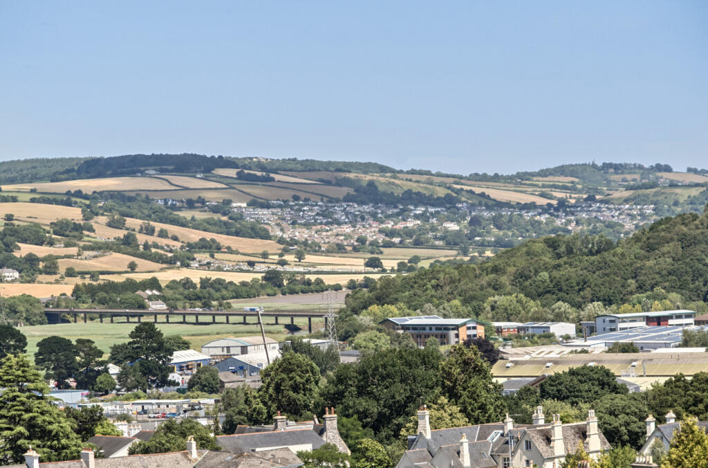 1321099-12-686d21...