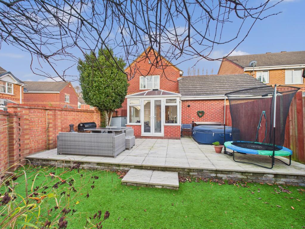 CAM05192G0-PR0187-STILL010