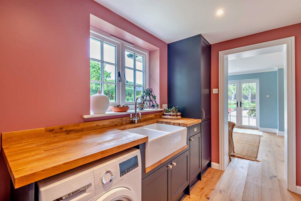8559725-interior27-800.jpg