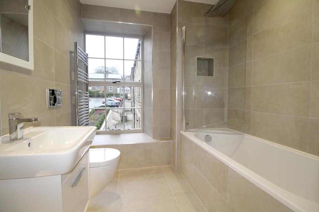 En-suite Bathroom