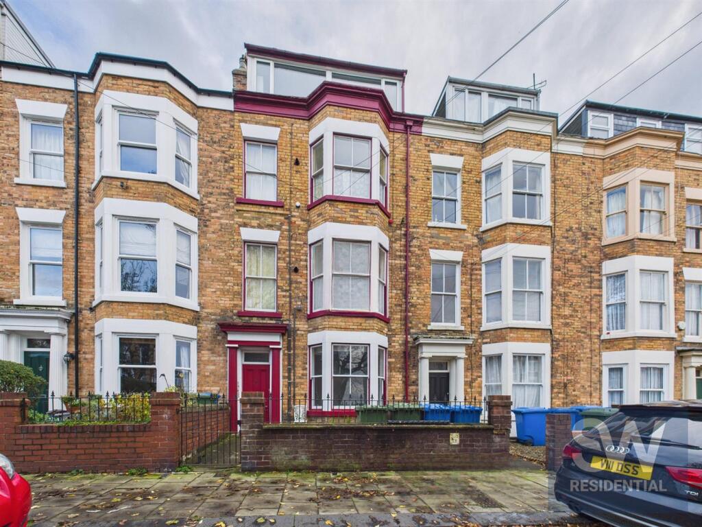 Trafalgar Square, Scarborough