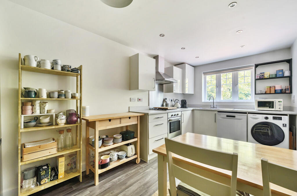 1293583-32-682775...