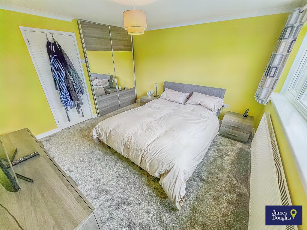 Bed12