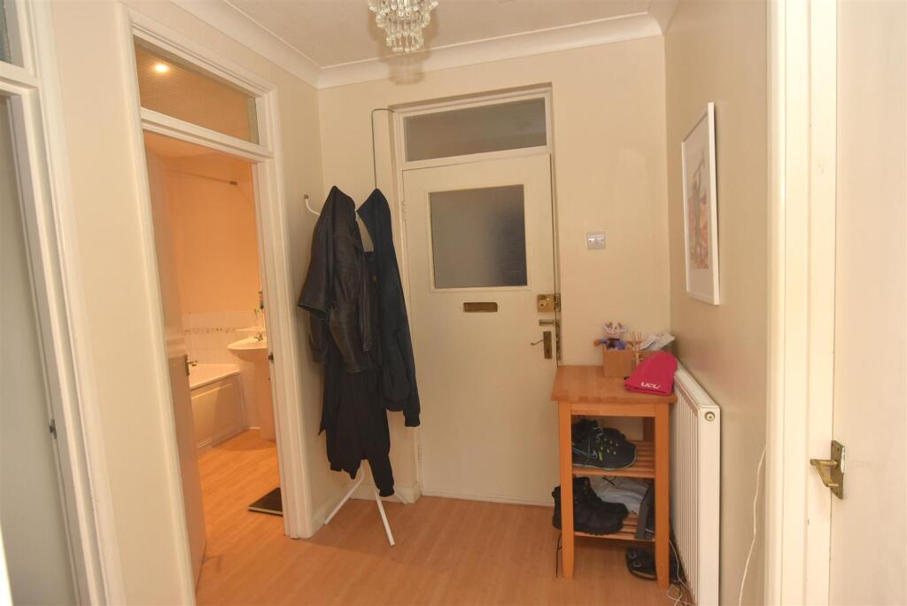 Private Entrance Hall