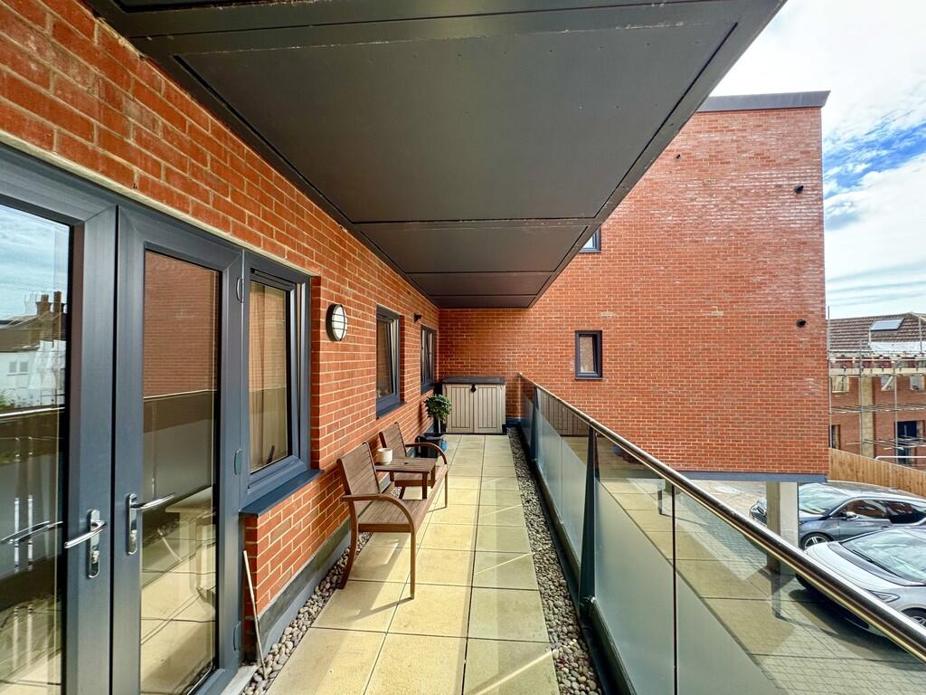 5 Elmtree lodge b...