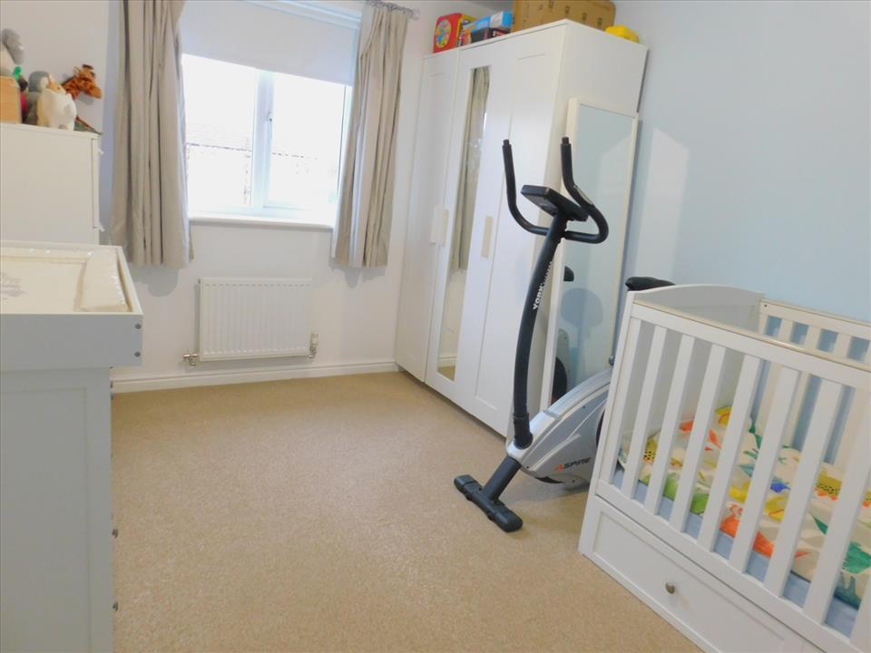 BEDROOM 2