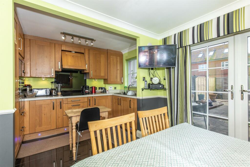 6 Cavendish Mews31.jpg