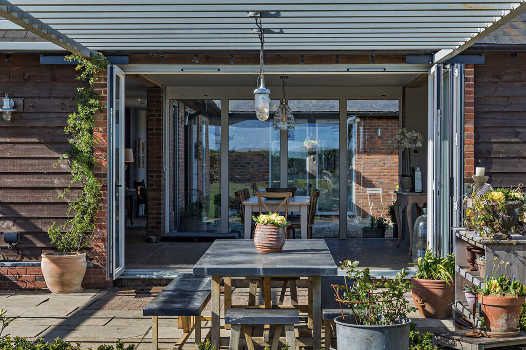 8644635-exterior7...