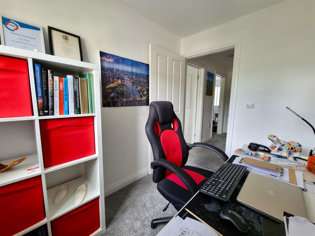 Bedroom 3.jpg
