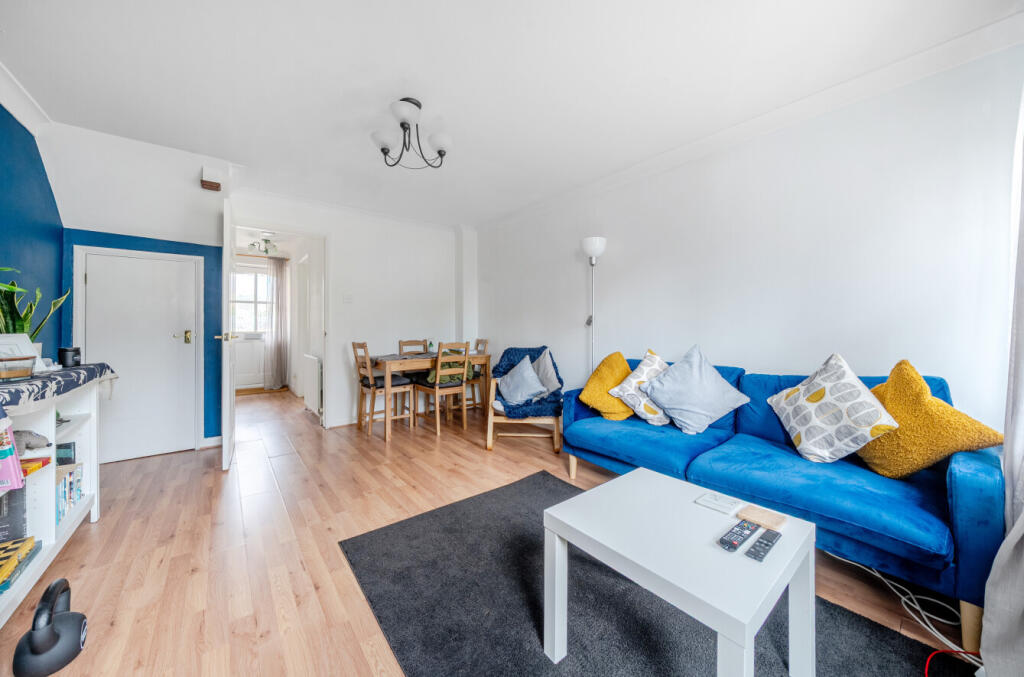 1328650-3-6880f64...