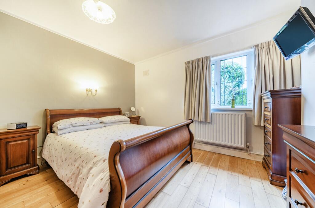 1373333-19-6902461294a07