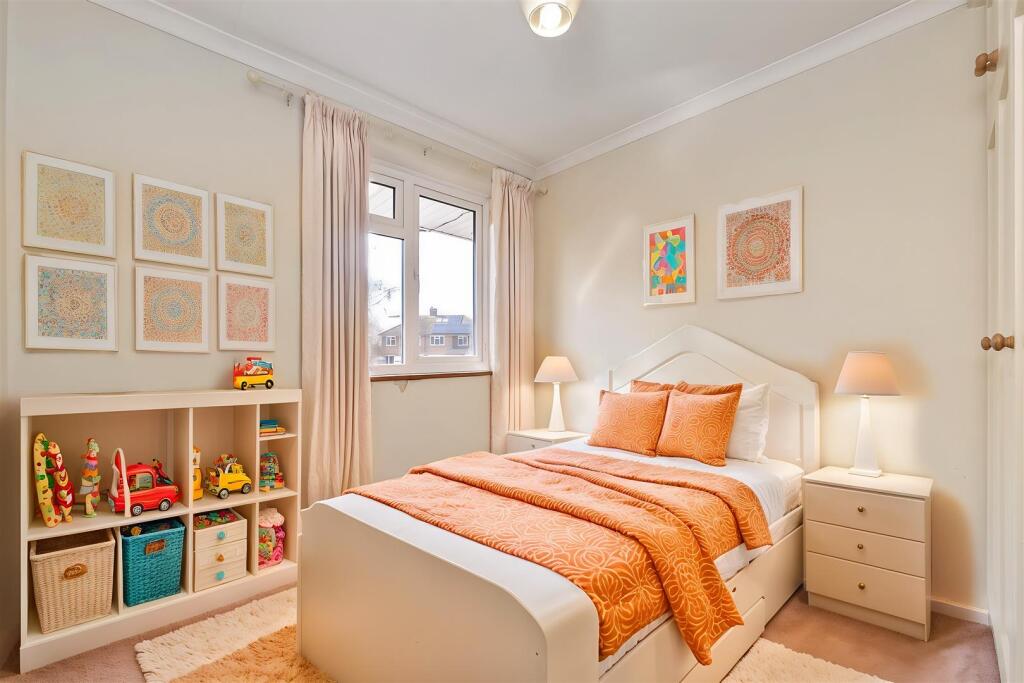 10CuckmansDrive-24 - Kids Room - Standard - 4.jpg