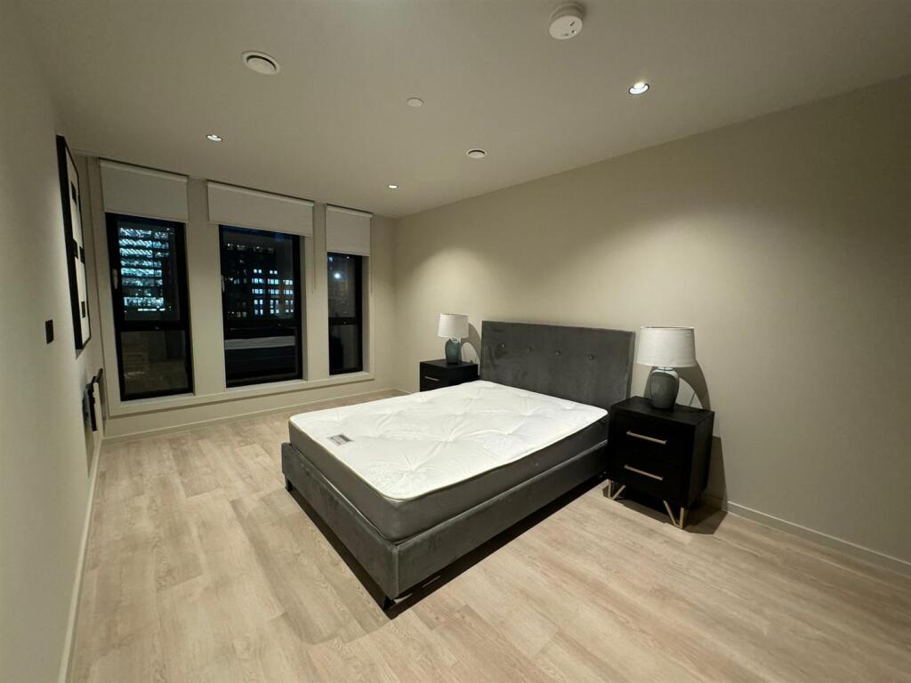 bedroom..jpeg