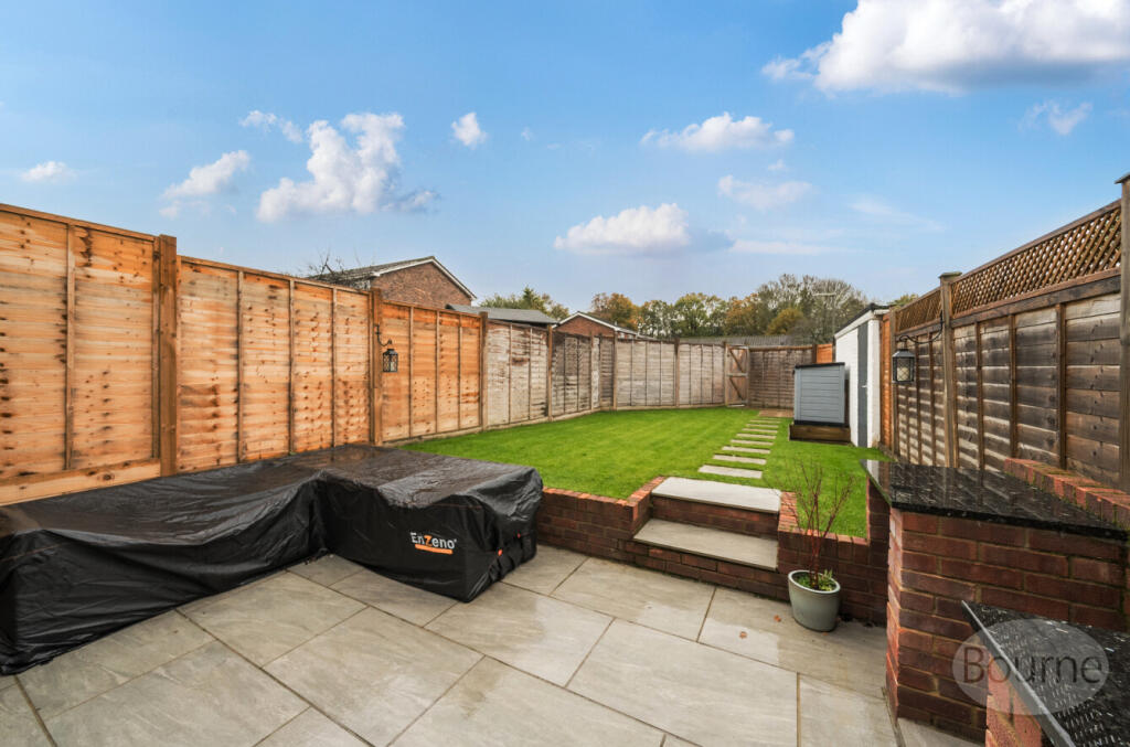 6221a109-fa53-4e4...