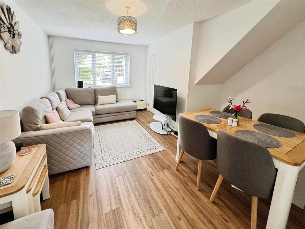 Living &amp; Dining Room