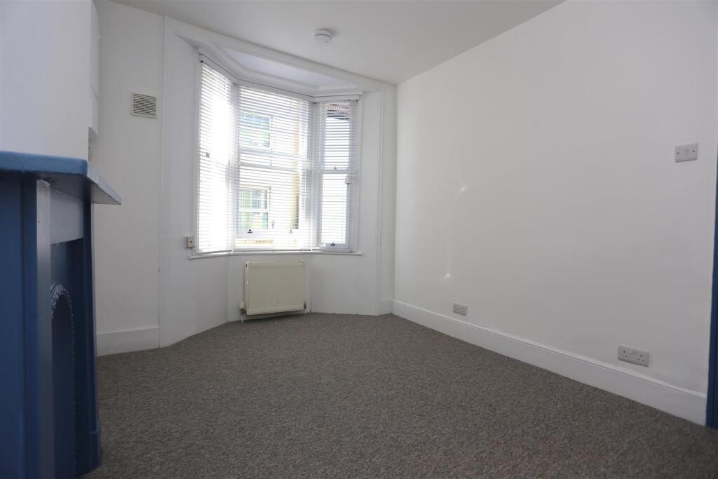 24 Margaret Street (11).JPG