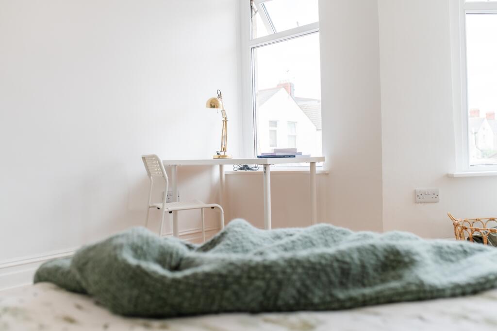 Call 02920 454555 to secure your viewing_18