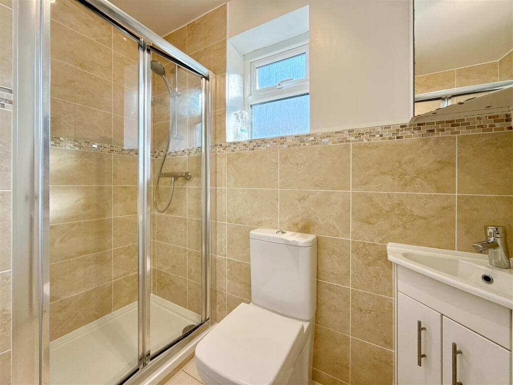 Downstairs Shower Room.JPG