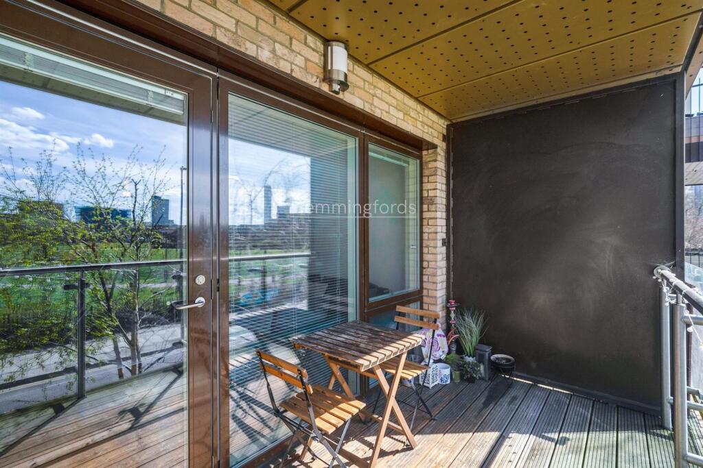 12-26a582533-HMF-JJ-101 Masher Court-34-medium.jpg