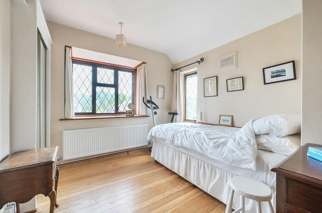 1319062-18-686e73...