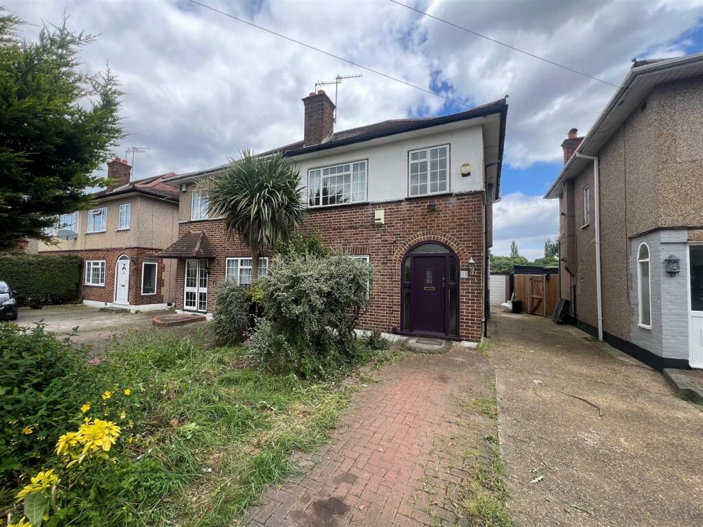 38 grosvenor avenue.jpg