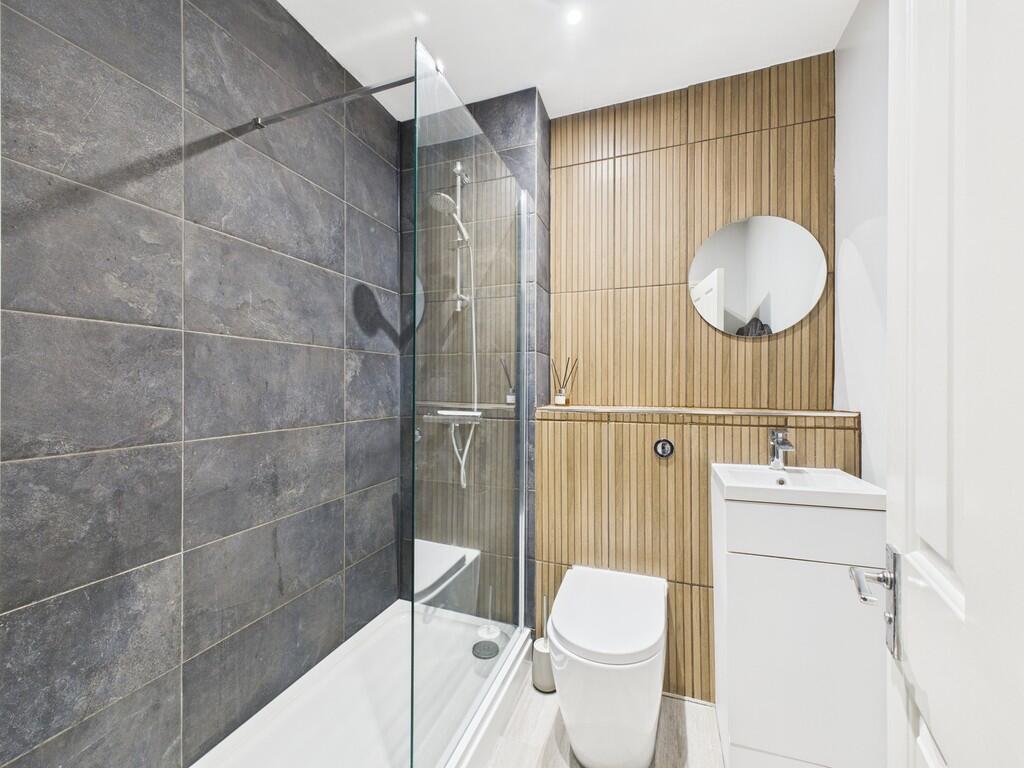 CAM03519G0-PR0427...